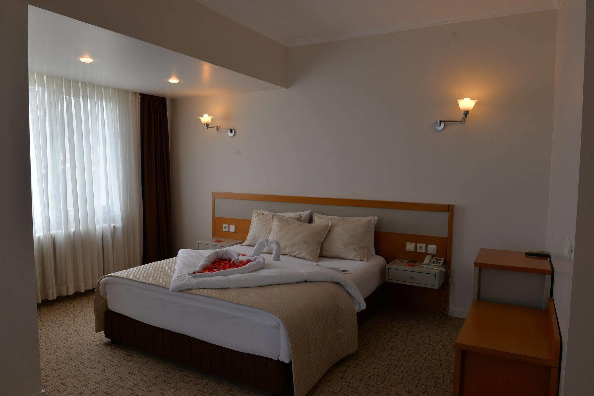 Baliktasi Hotel Орду Экстерьер фото